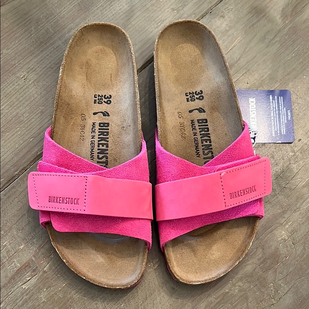 Birkenstock Women's Pink Sandals
